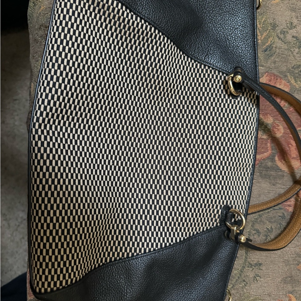 Coach purse - Picture 3 of 3
